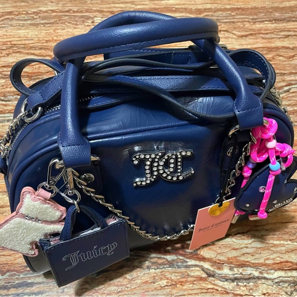 Juicy Couture - Picture 10 of 10